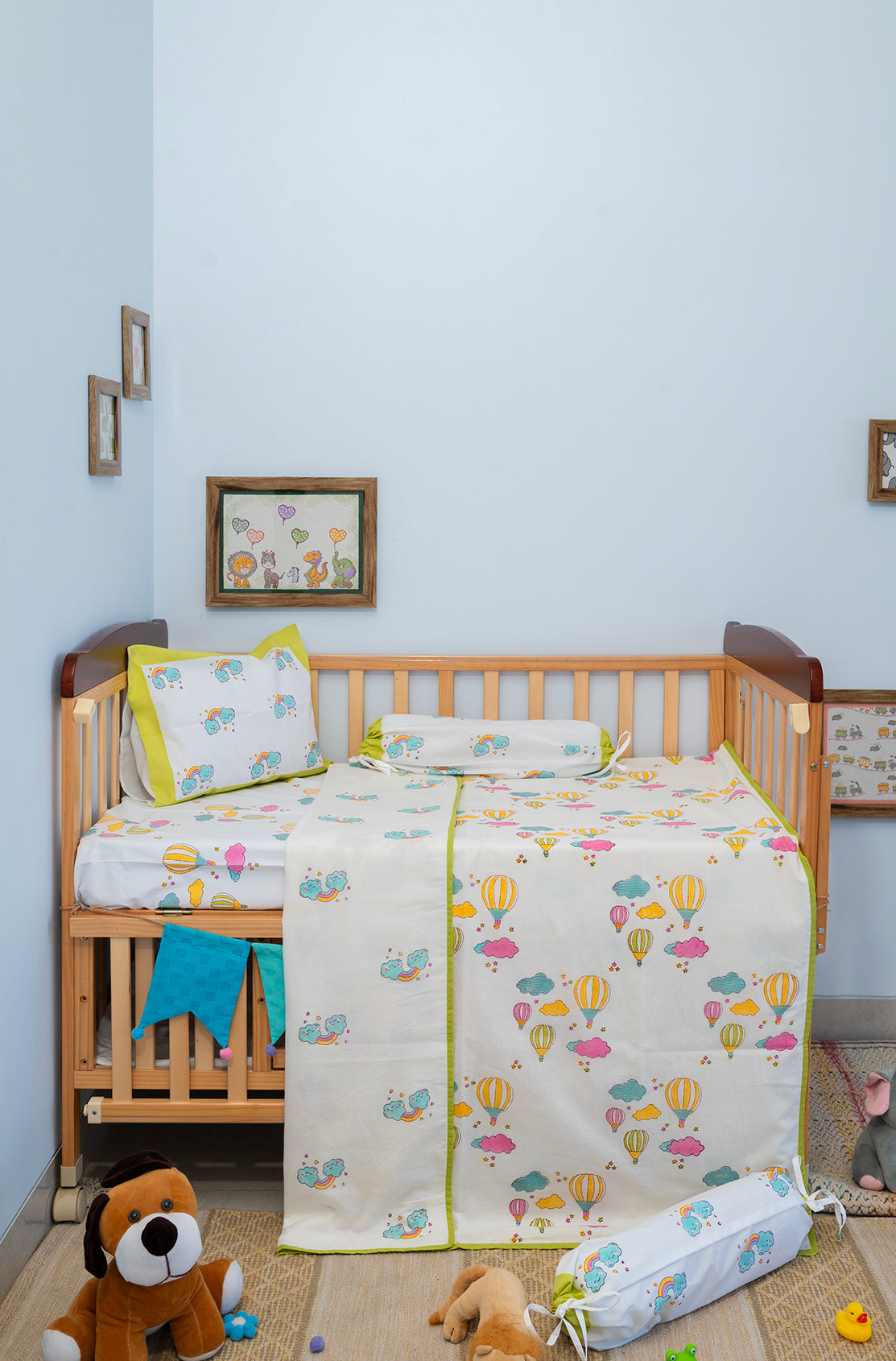 Yellow Hot Air Balloon Reversible Infant Dohar