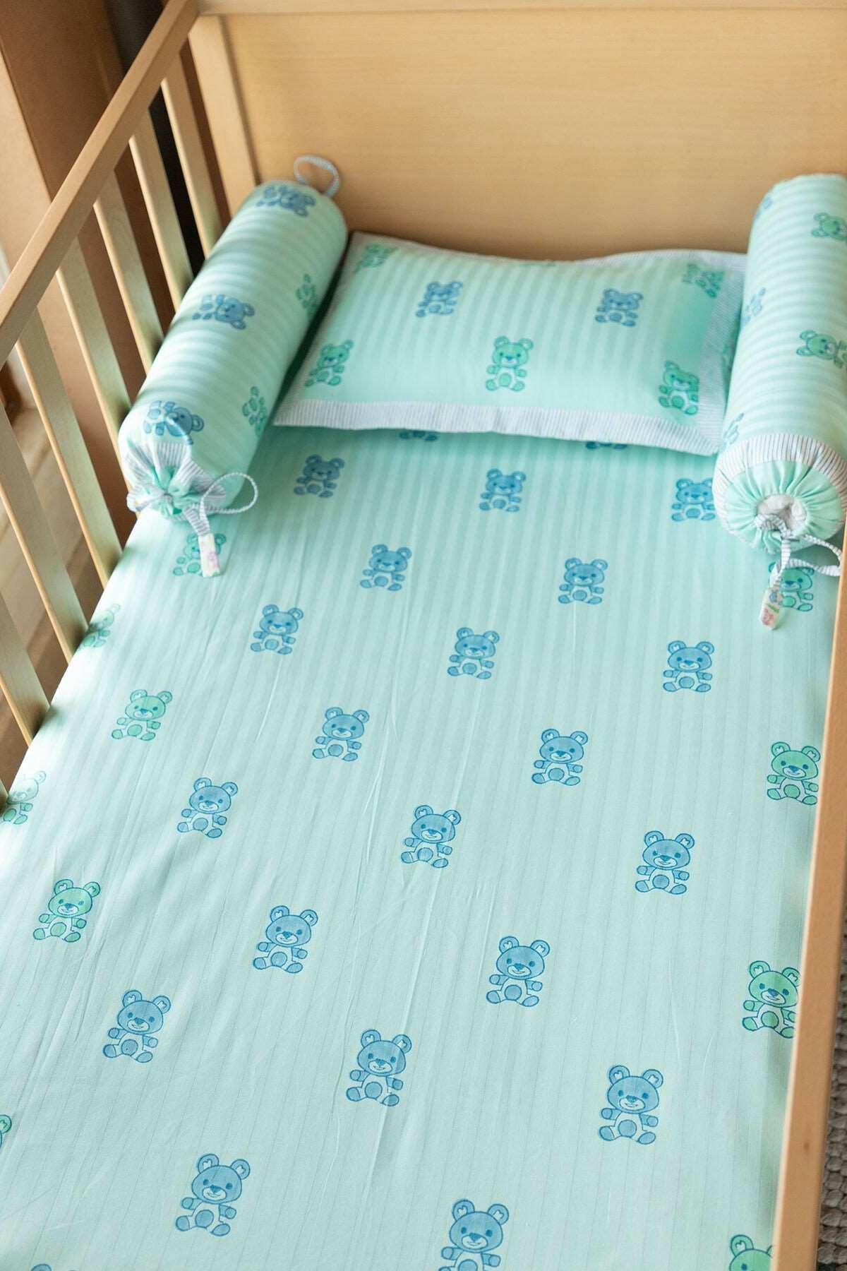 Cuddle Me Bear Cot Set