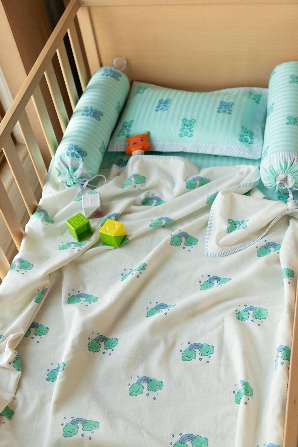 Cuddle Me Bear Cot Set