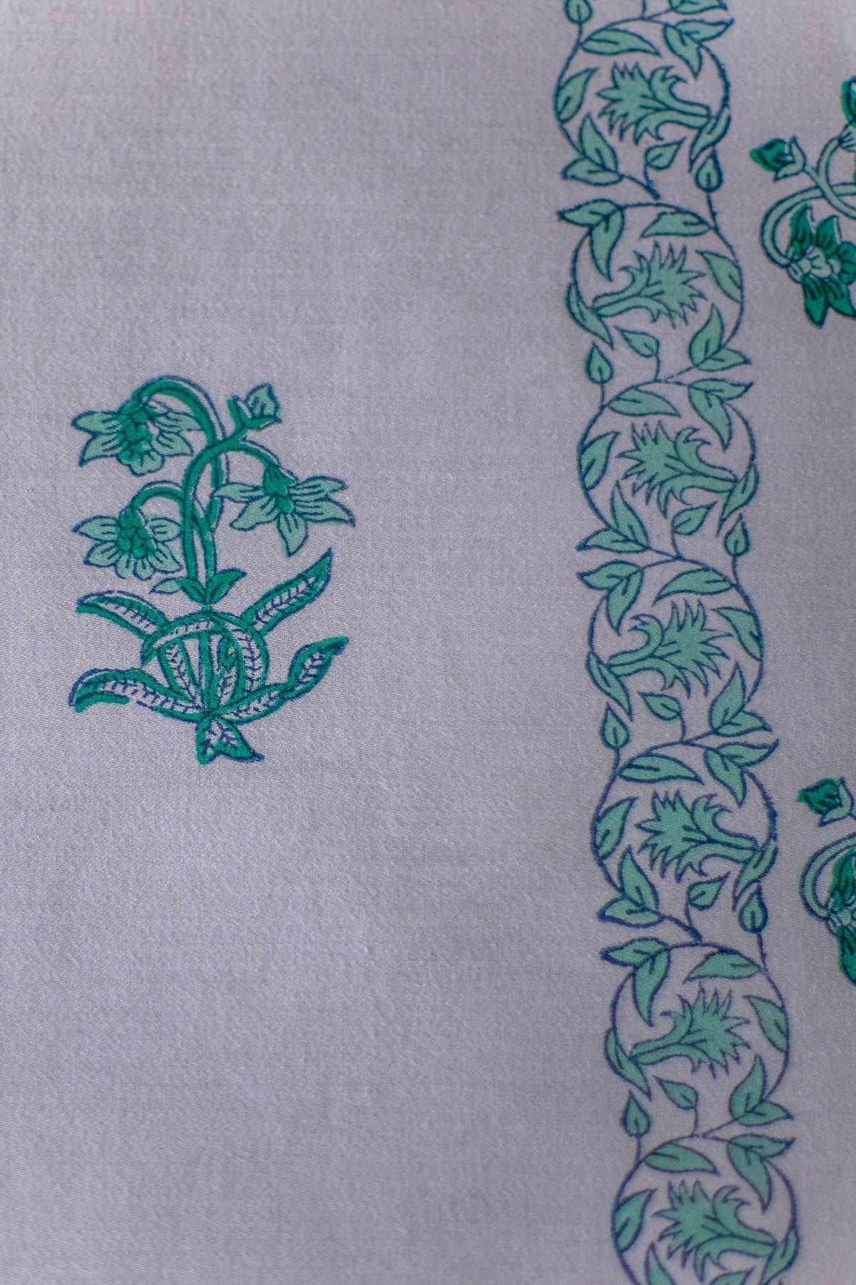 Breezy Blue Tulips Bedcover