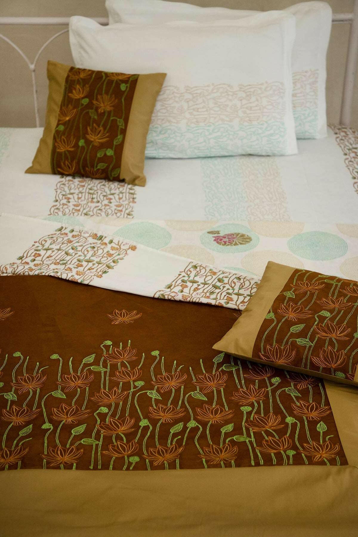 Carmine & Caramel Lotus Premium Bedcover