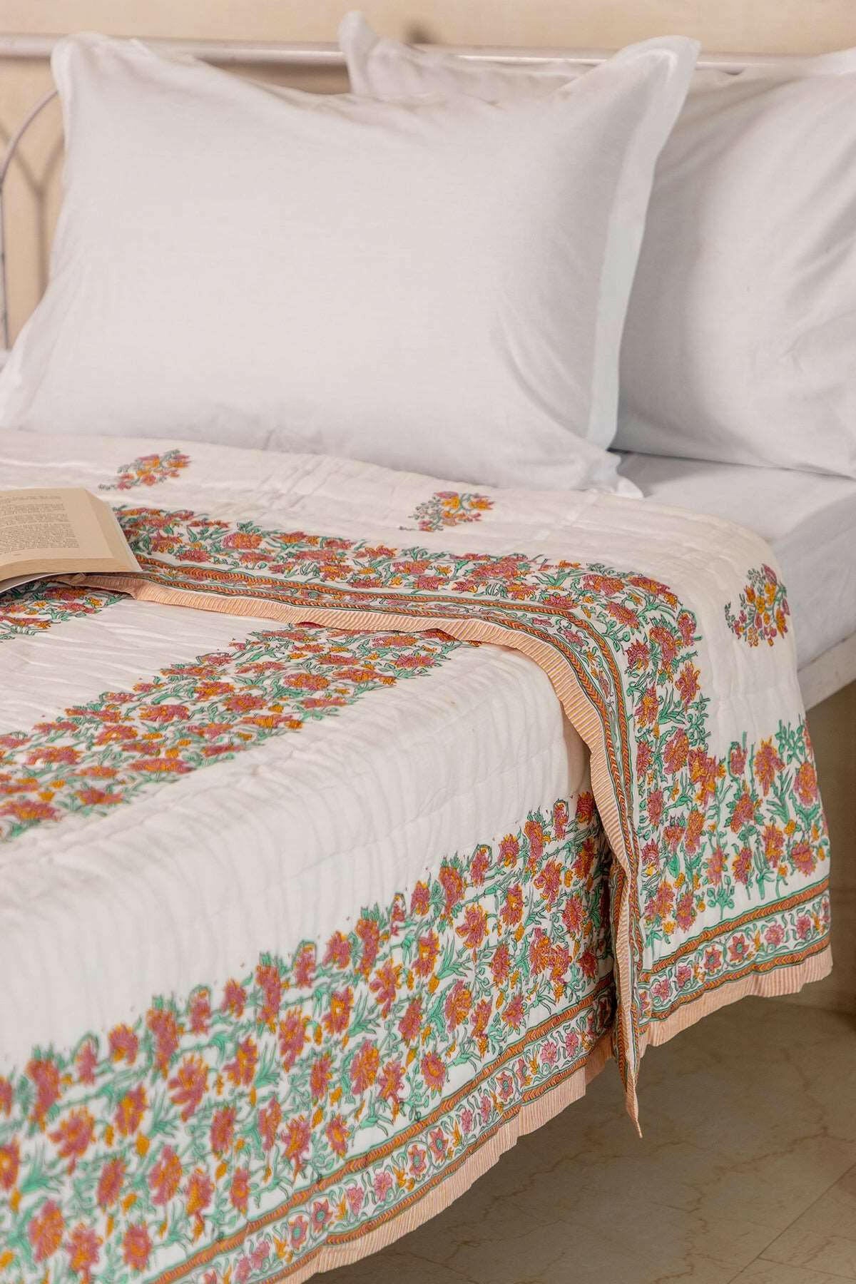 Holiday Vibe Quilt
