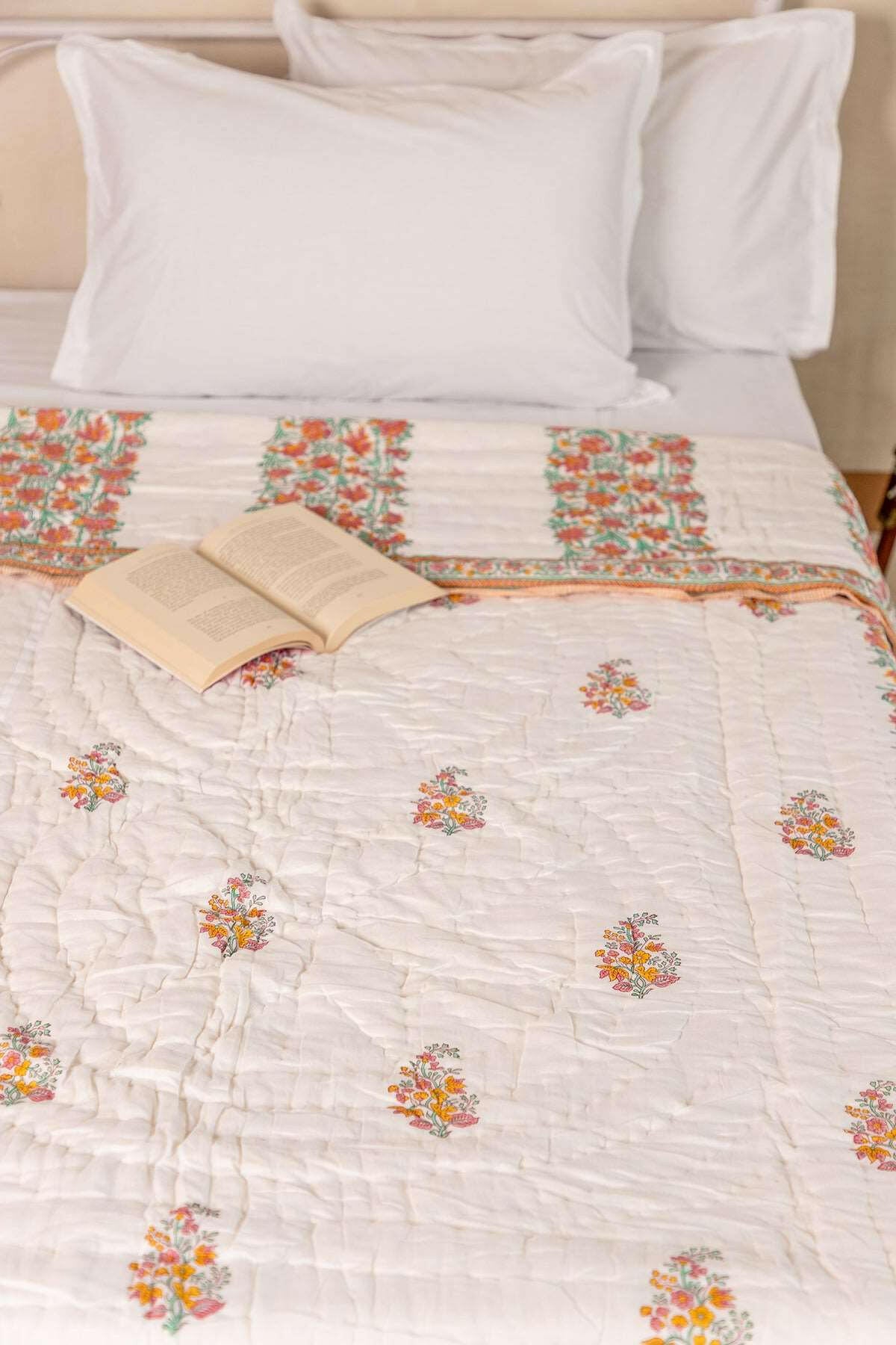 Holiday Vibe Quilt