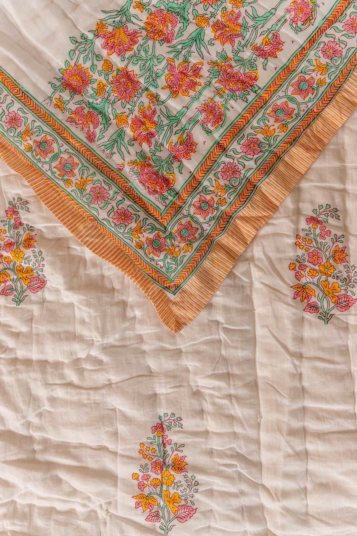 Holiday Vibe Quilt