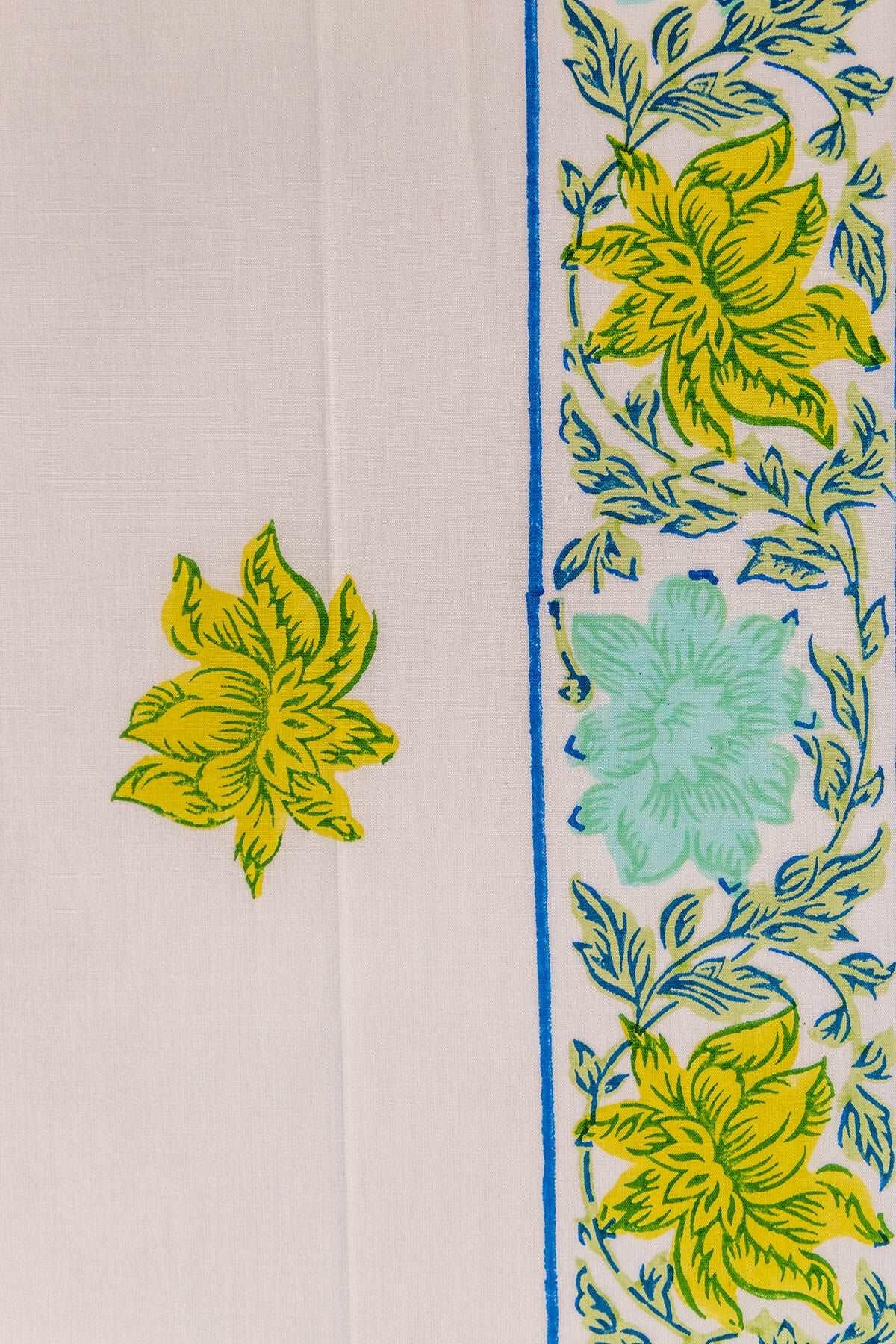 Cool Breeze Hibiscus Bedsheet