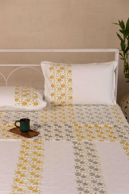 Iron & Bumblebee Rose Cotton Dohar
