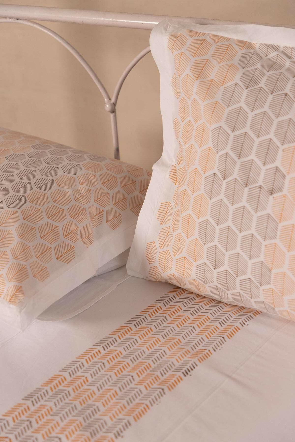 Honey & Grey Monochrome Bedsheet