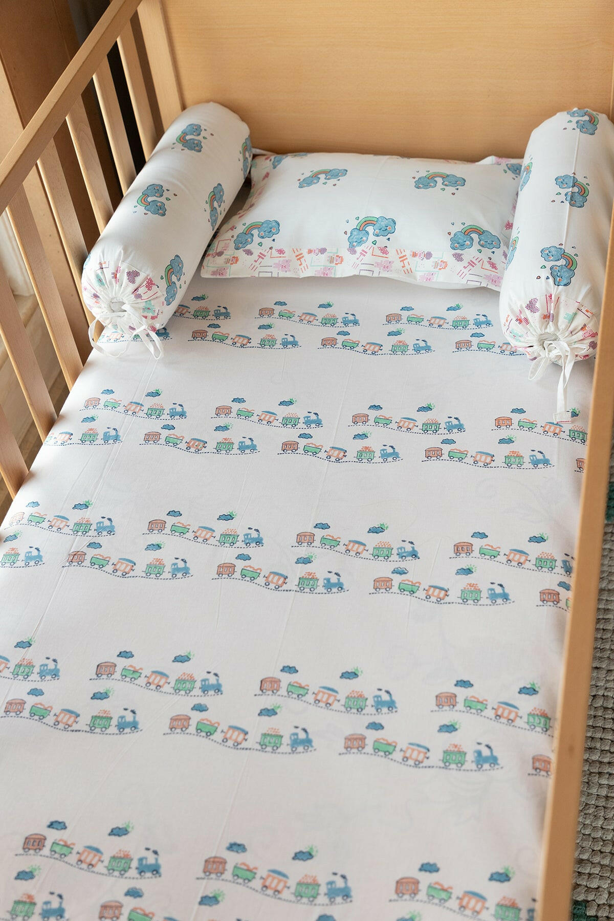 Train Cot Set