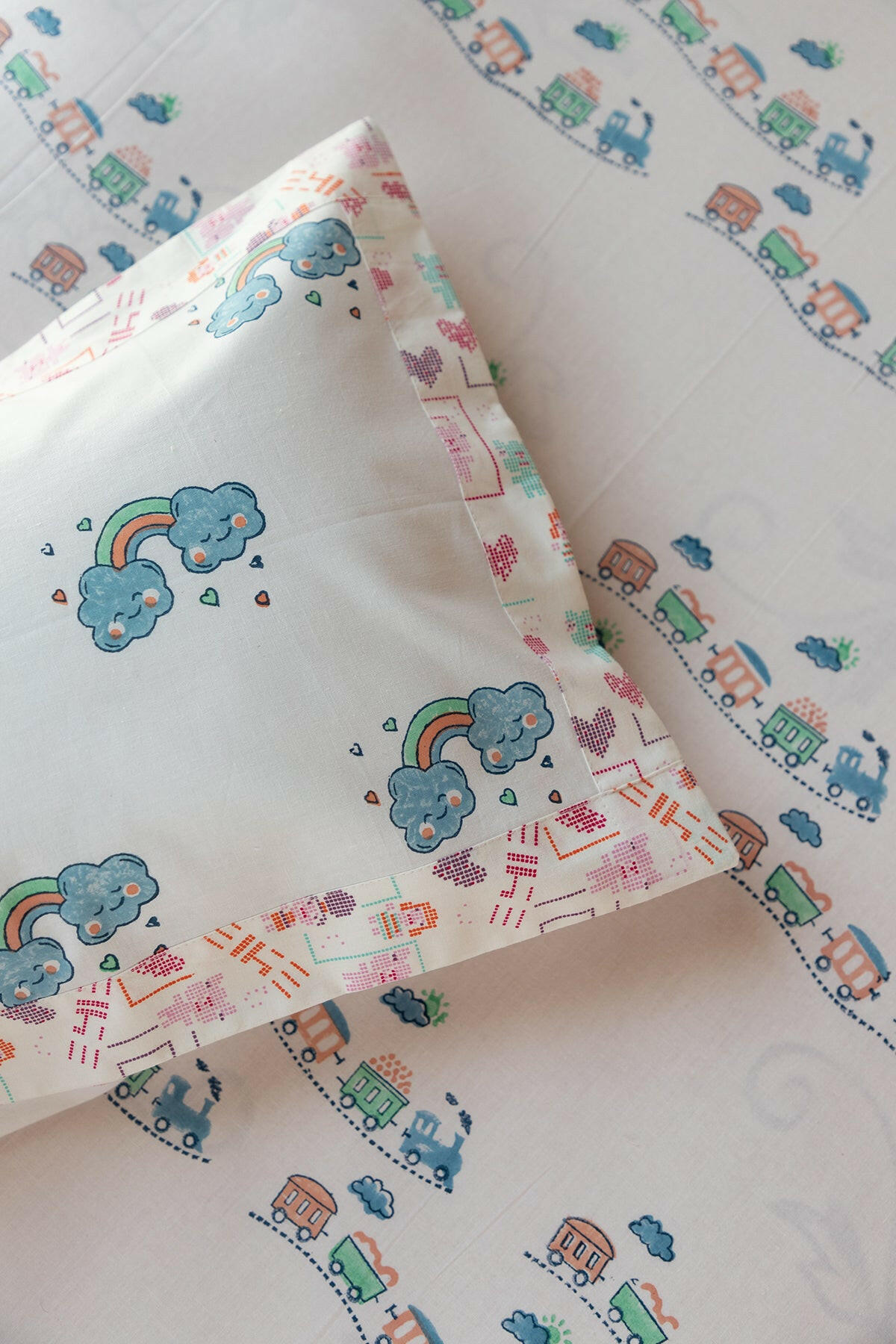 Train Cot Set