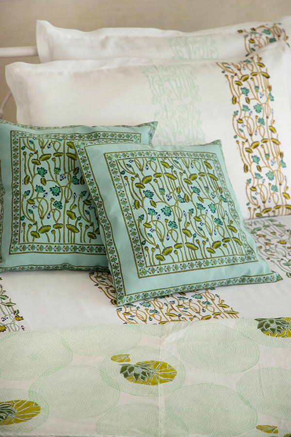 Sea Green Lotus Ensemble