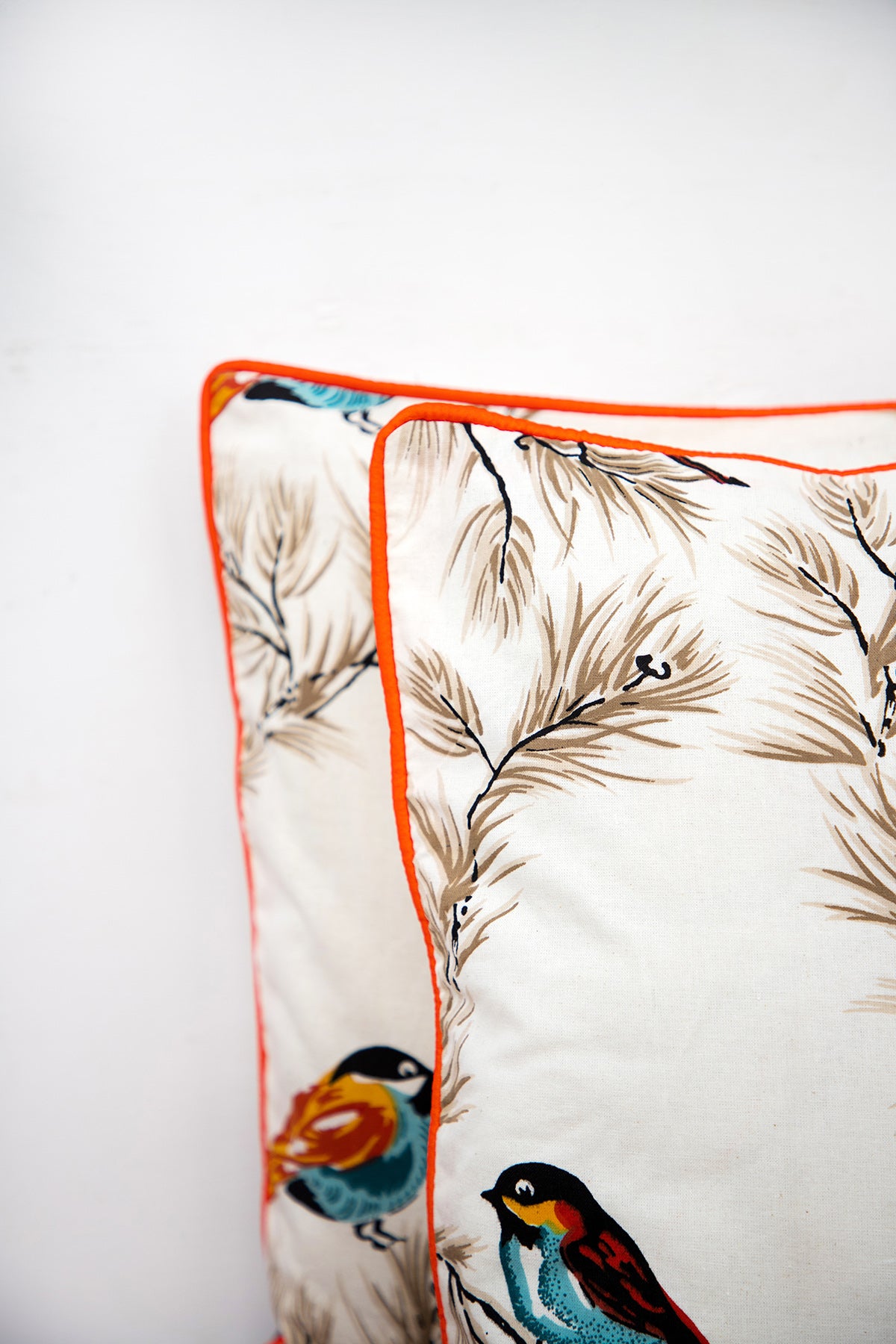 Humming Bird Cushion Cover