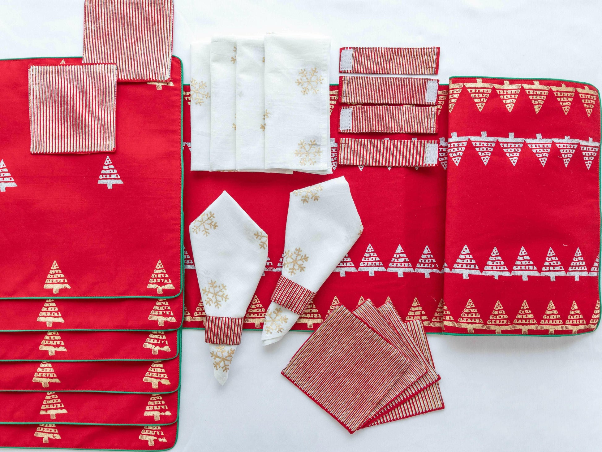 Christmas Carnival Table Set