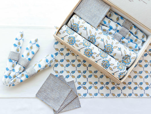 Blue Roses Table Set