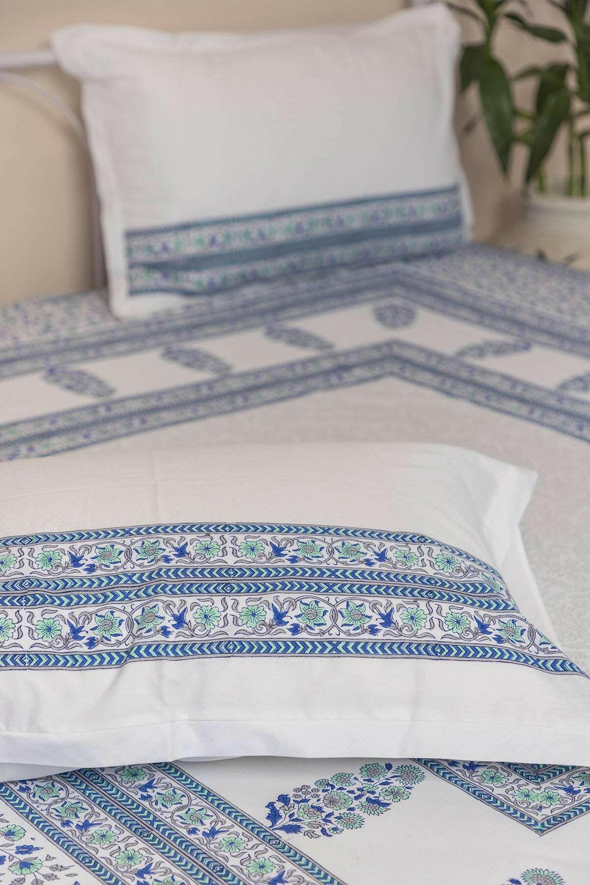 Carolina Blue Jasmine Bedsheet