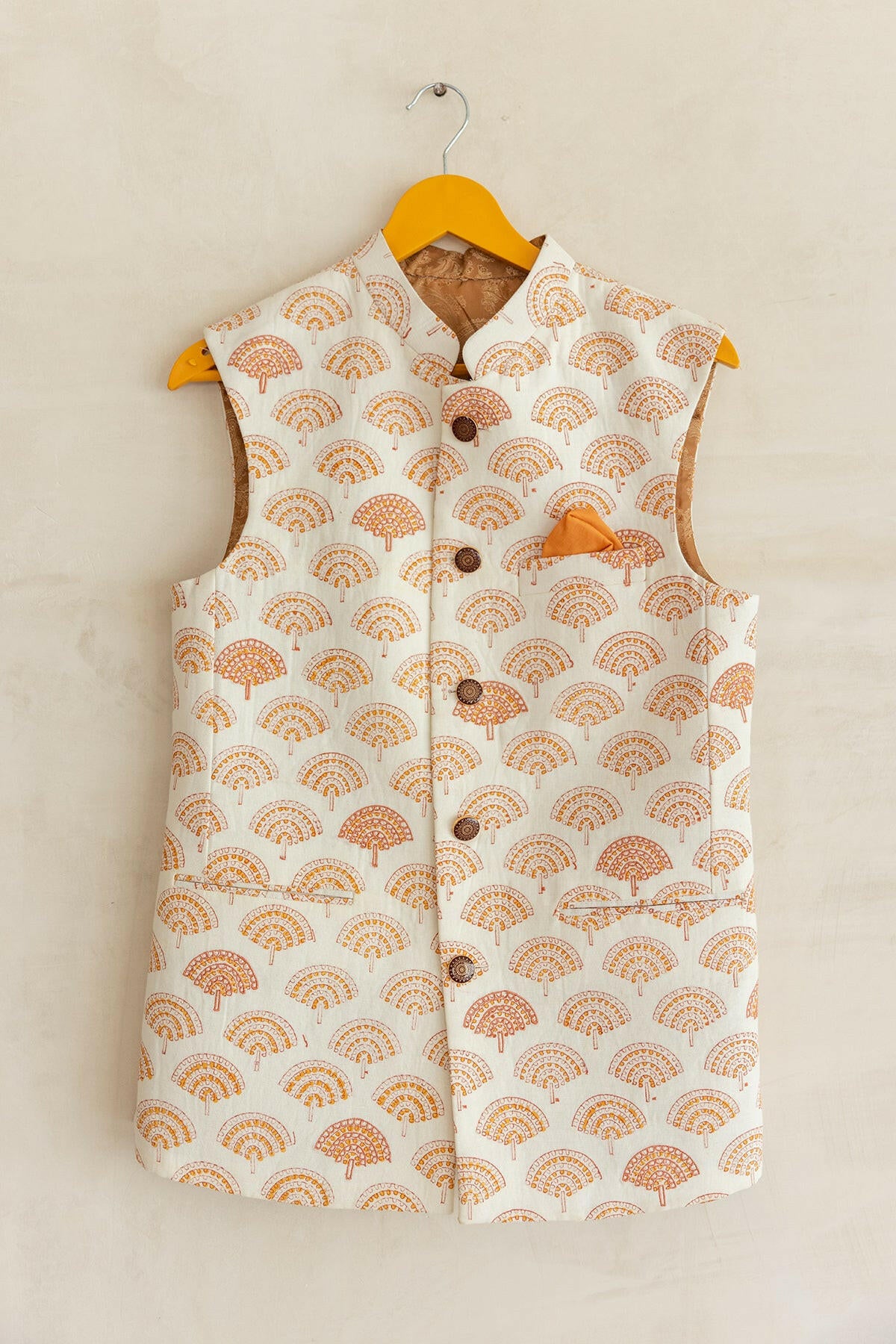 Powder White Men's Bundi