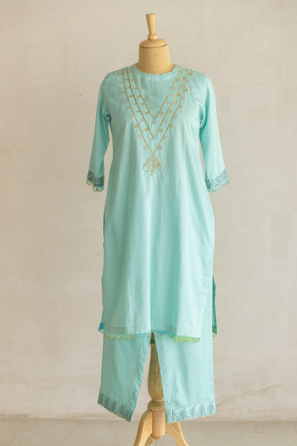 Aqua Blue Necklace Kurta Set
