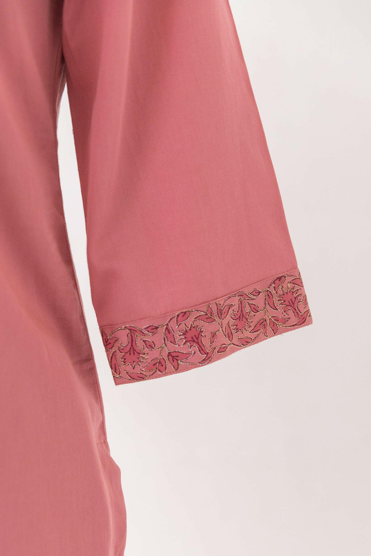 Onion Pink Necklace Kurta Set
