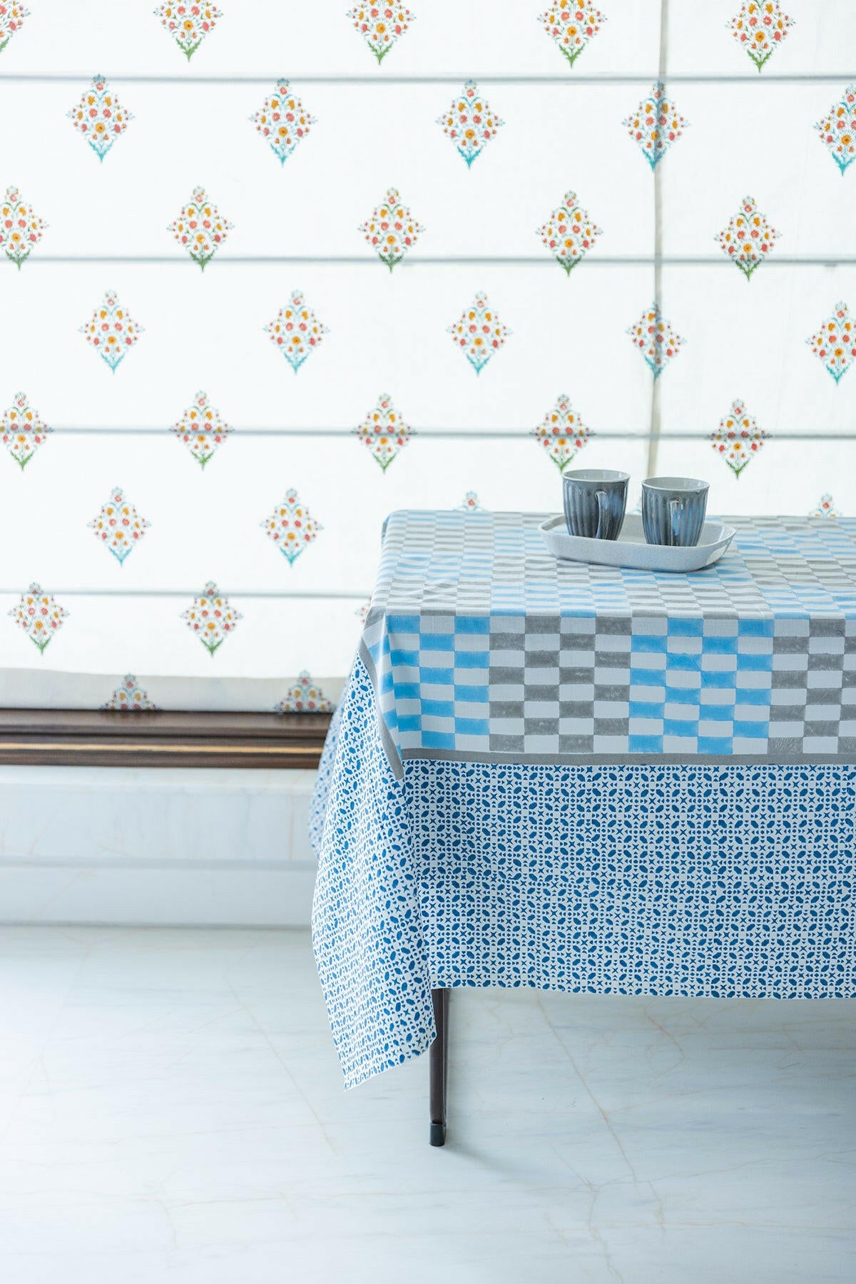 Linear Blue Table Cover