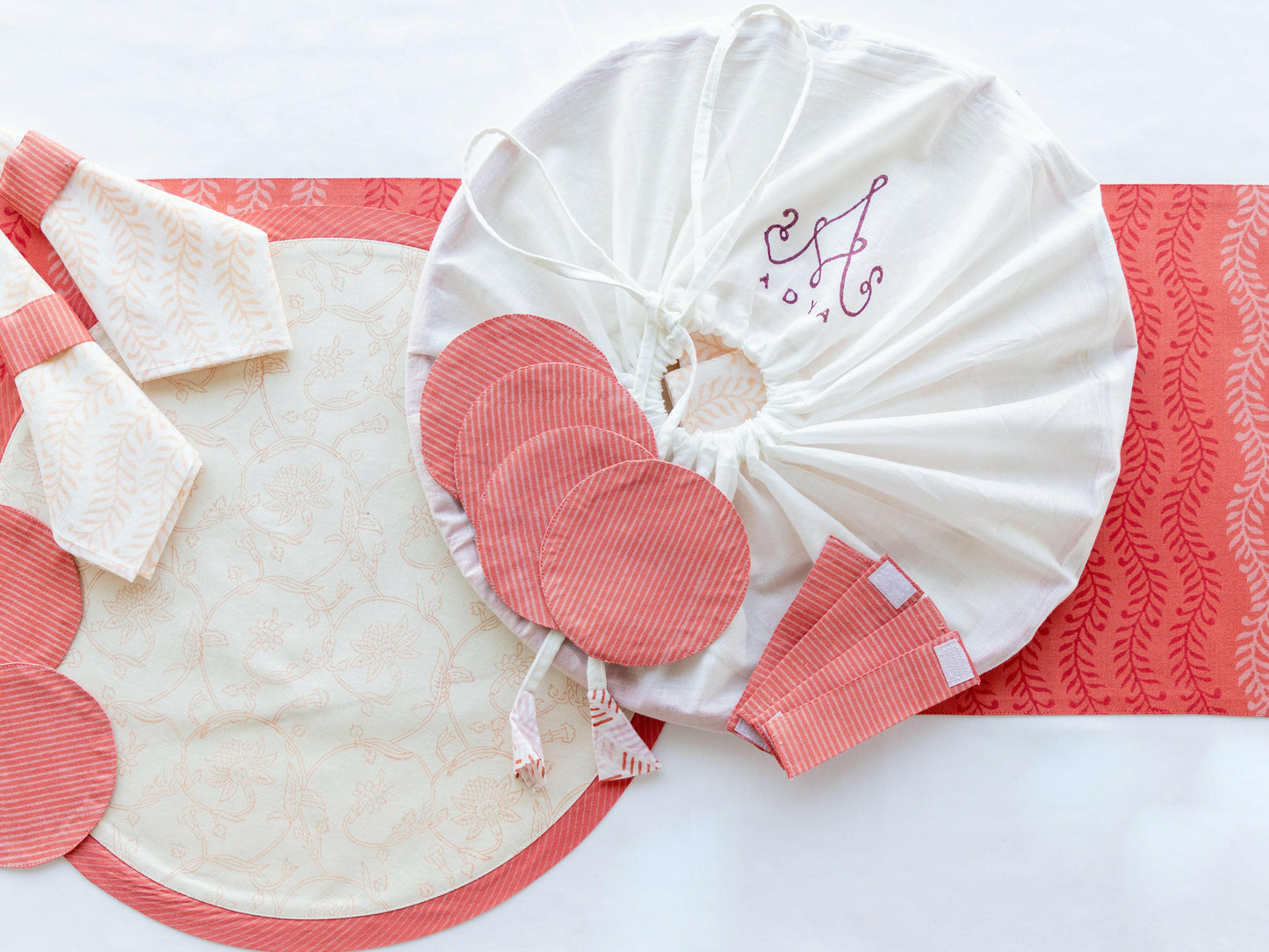 Round Peach Chevron Table Set