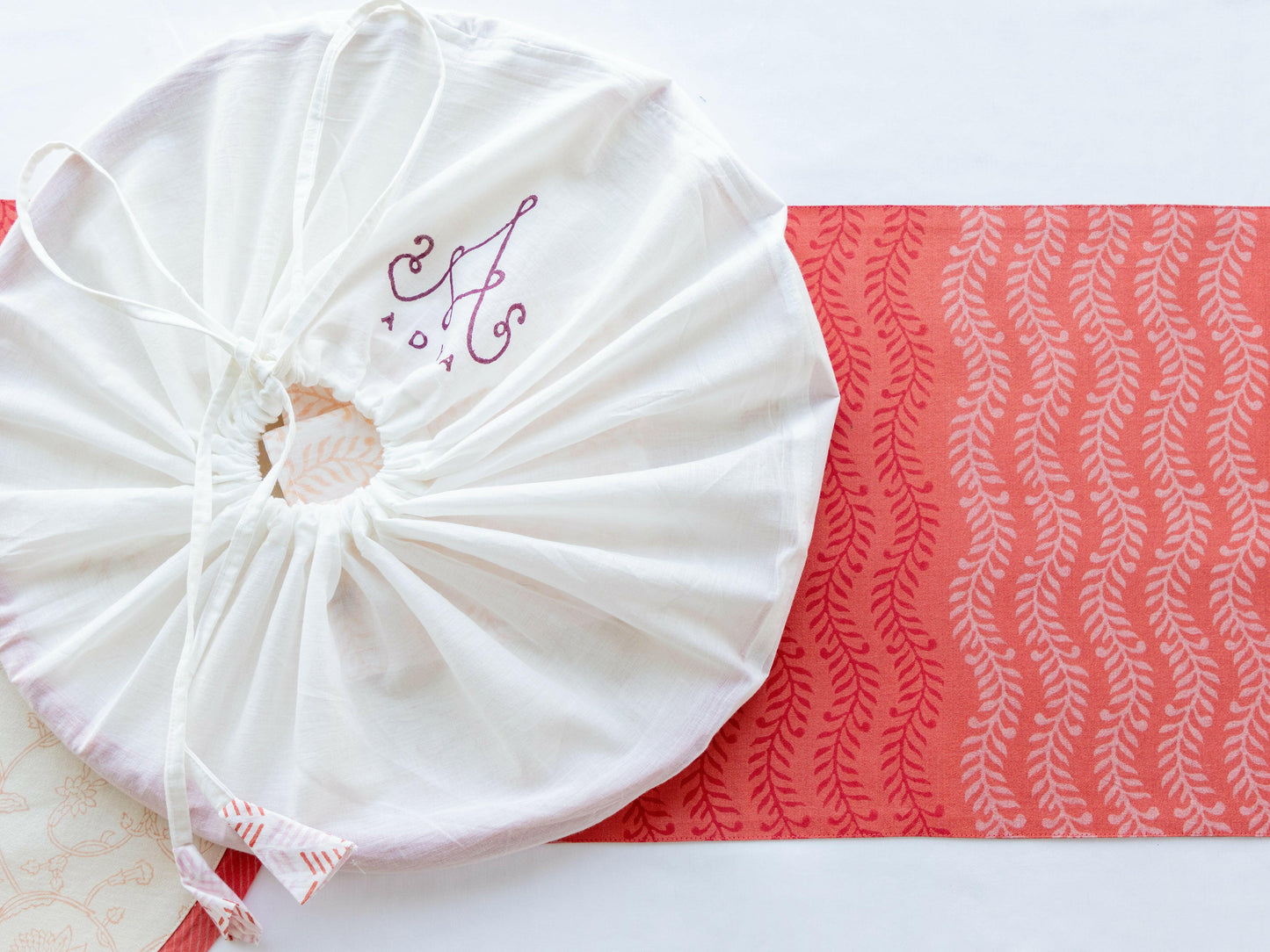 Round Peach Chevron Table Set