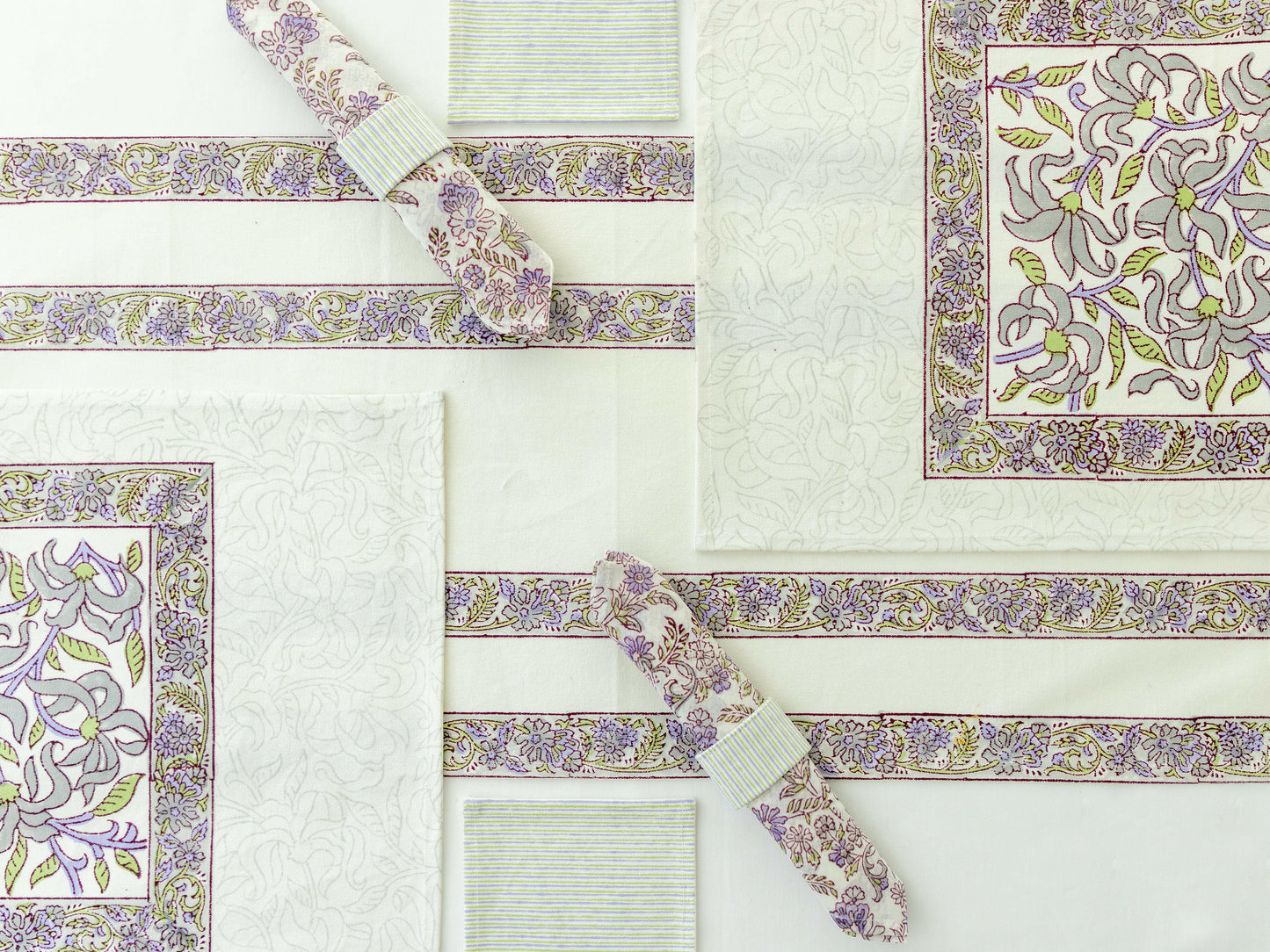 Radiant Orchid Table Set
