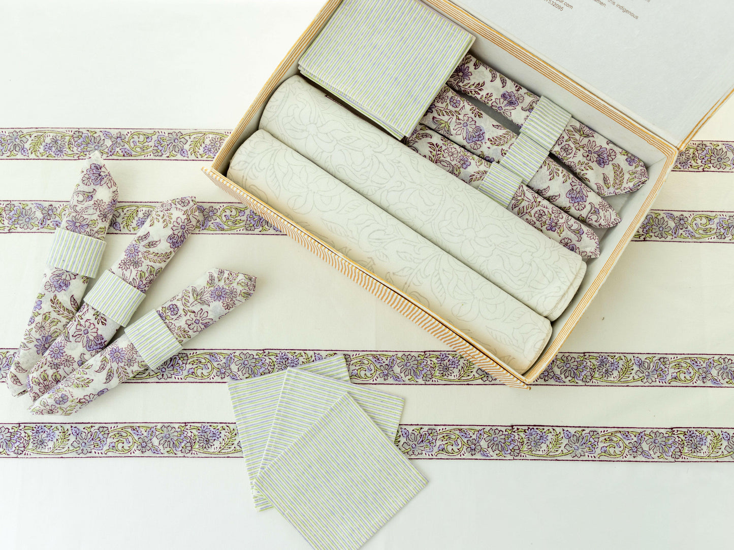 Radiant Orchid Table Set