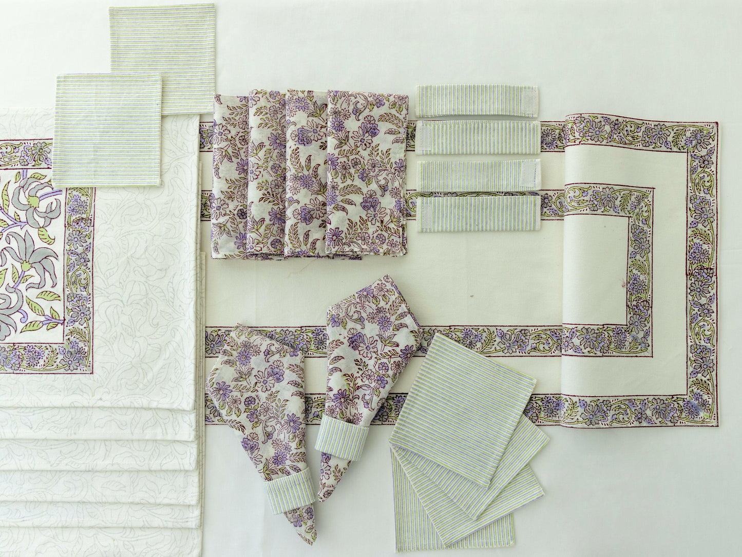 Radiant Orchid Table Set