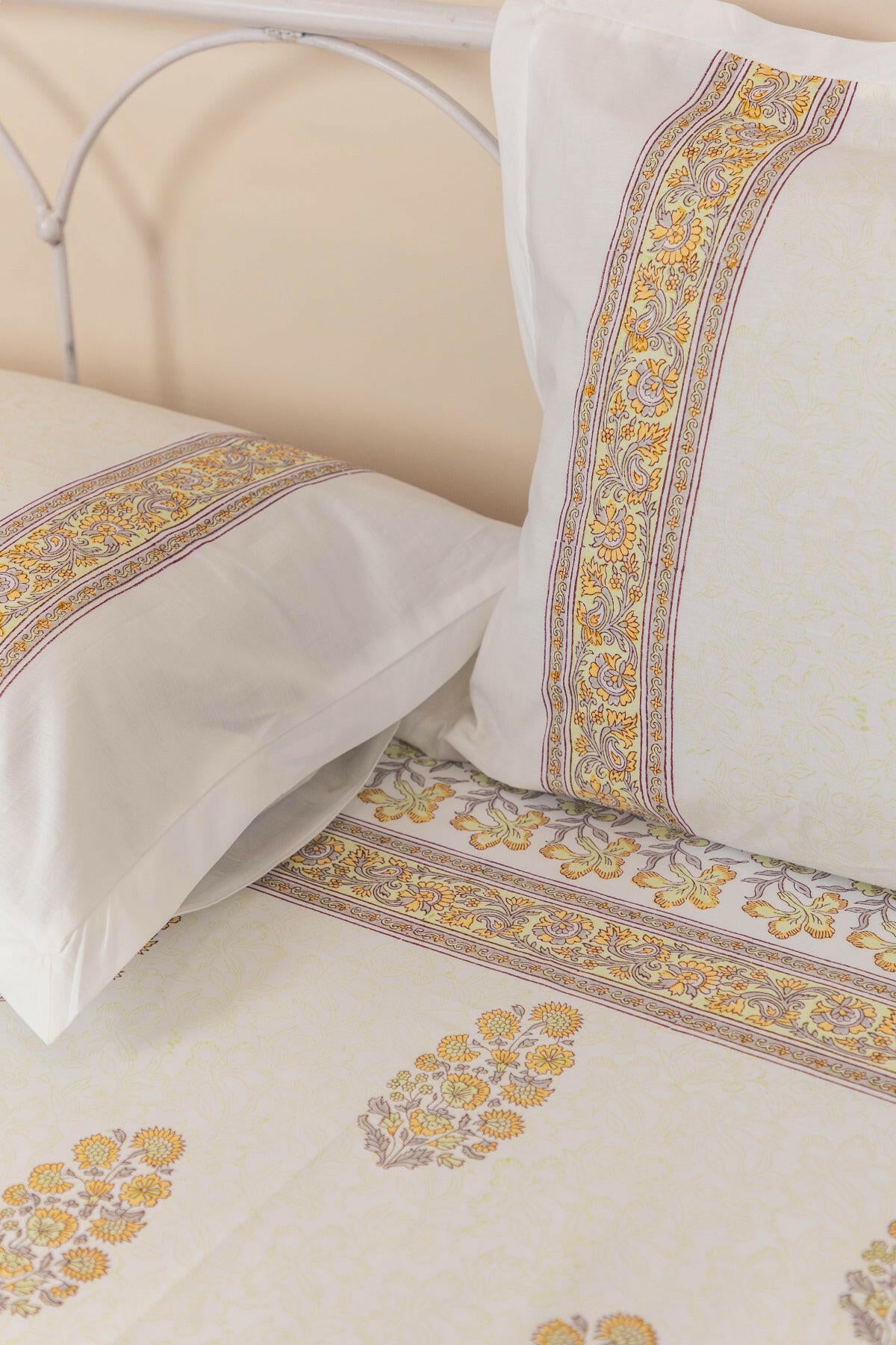 Spring Street Petunia Bedsheet