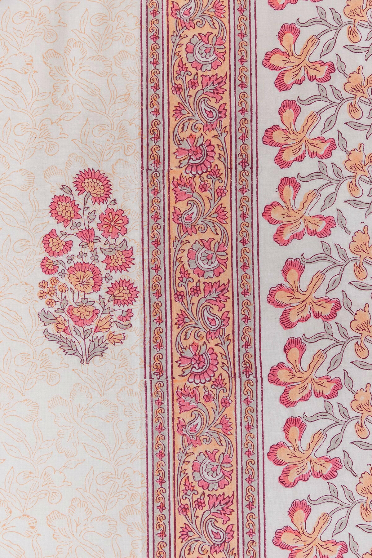 Pink Floral Petunia Bedsheet