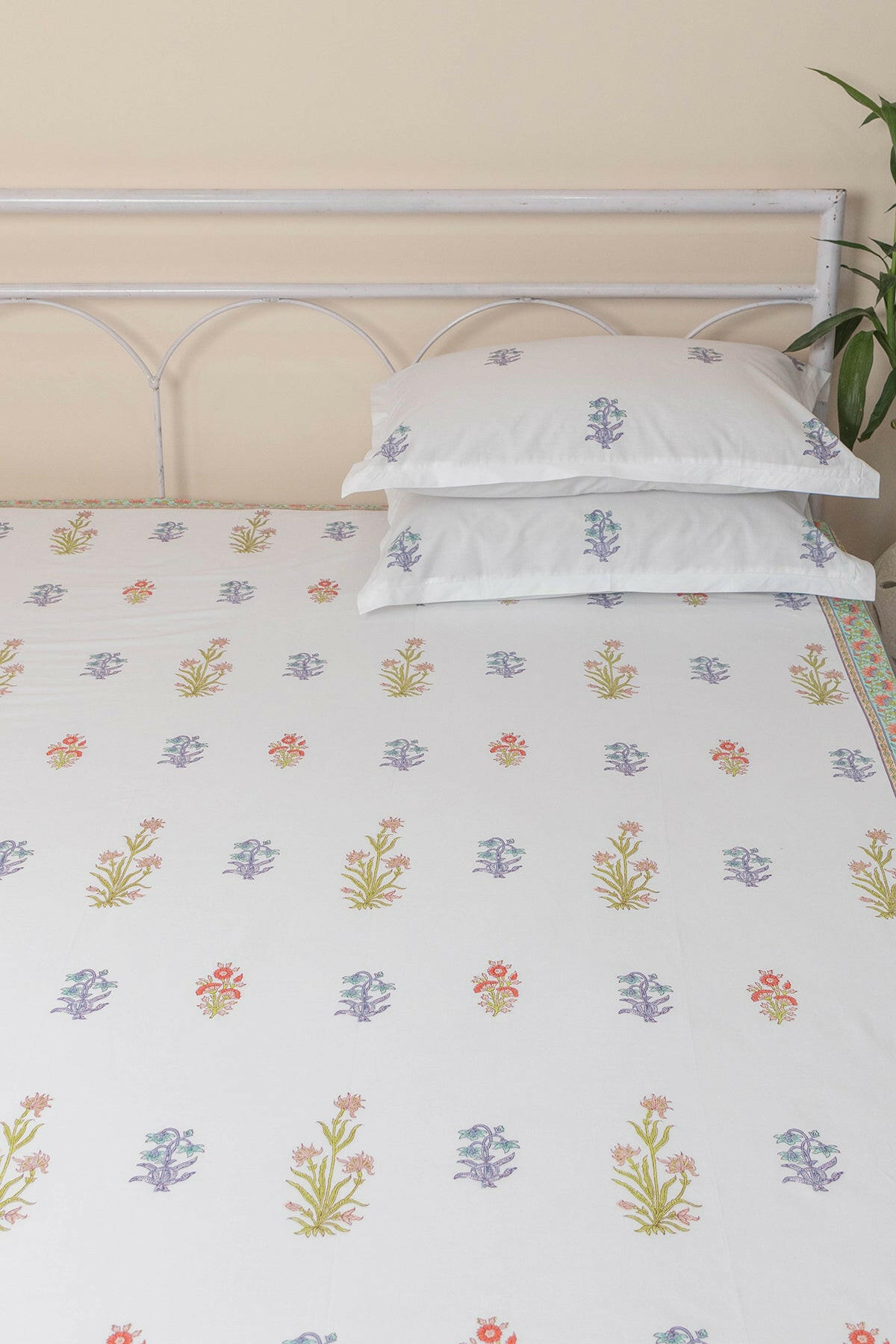 Garden Glory Bedsheet