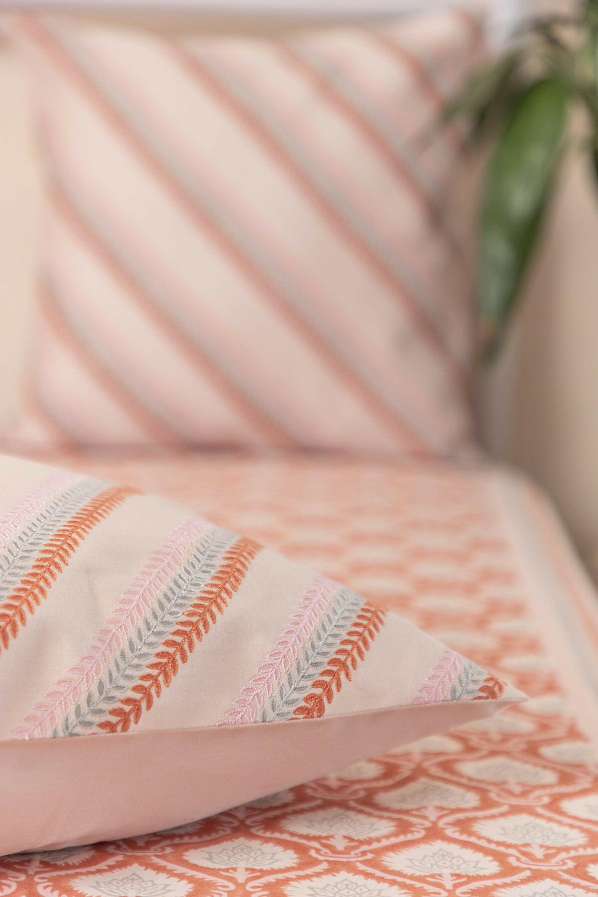 Spanish Carmine Cotton Bedcover