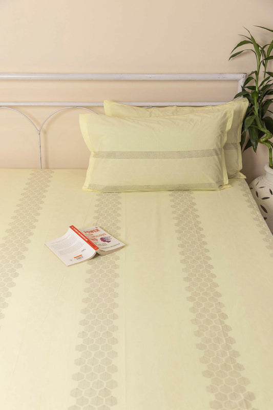 Light Yellow Honeycomb Cotton Bedcover