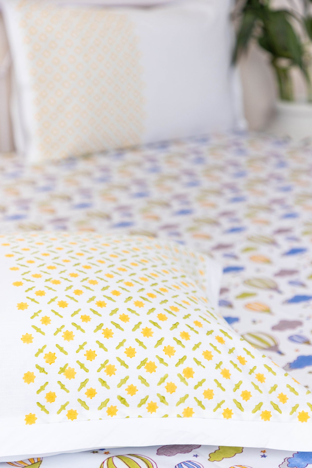 Blue Hot Air Balloon Kids Bedsheet
