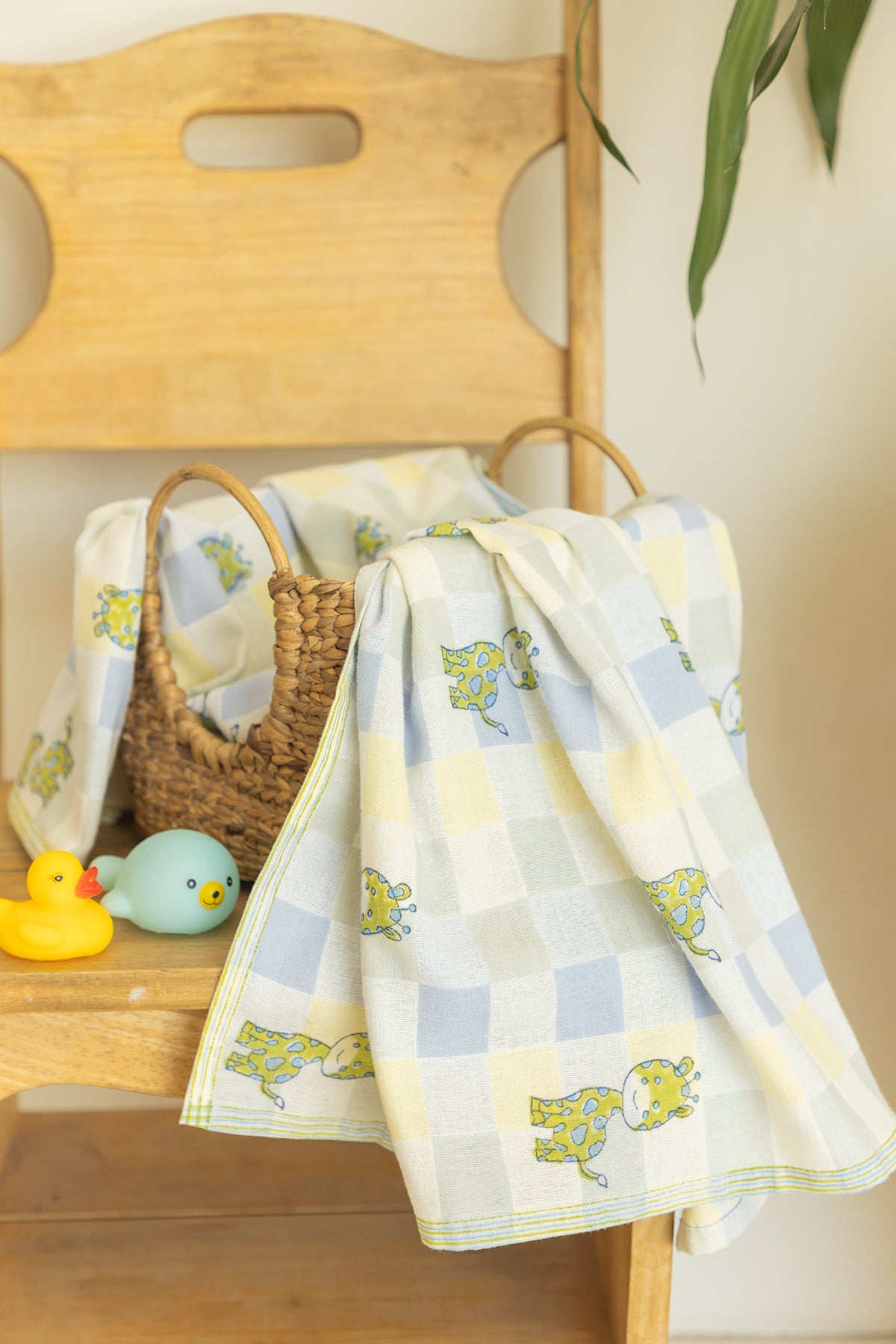 Baby Giraffe Kids Towel