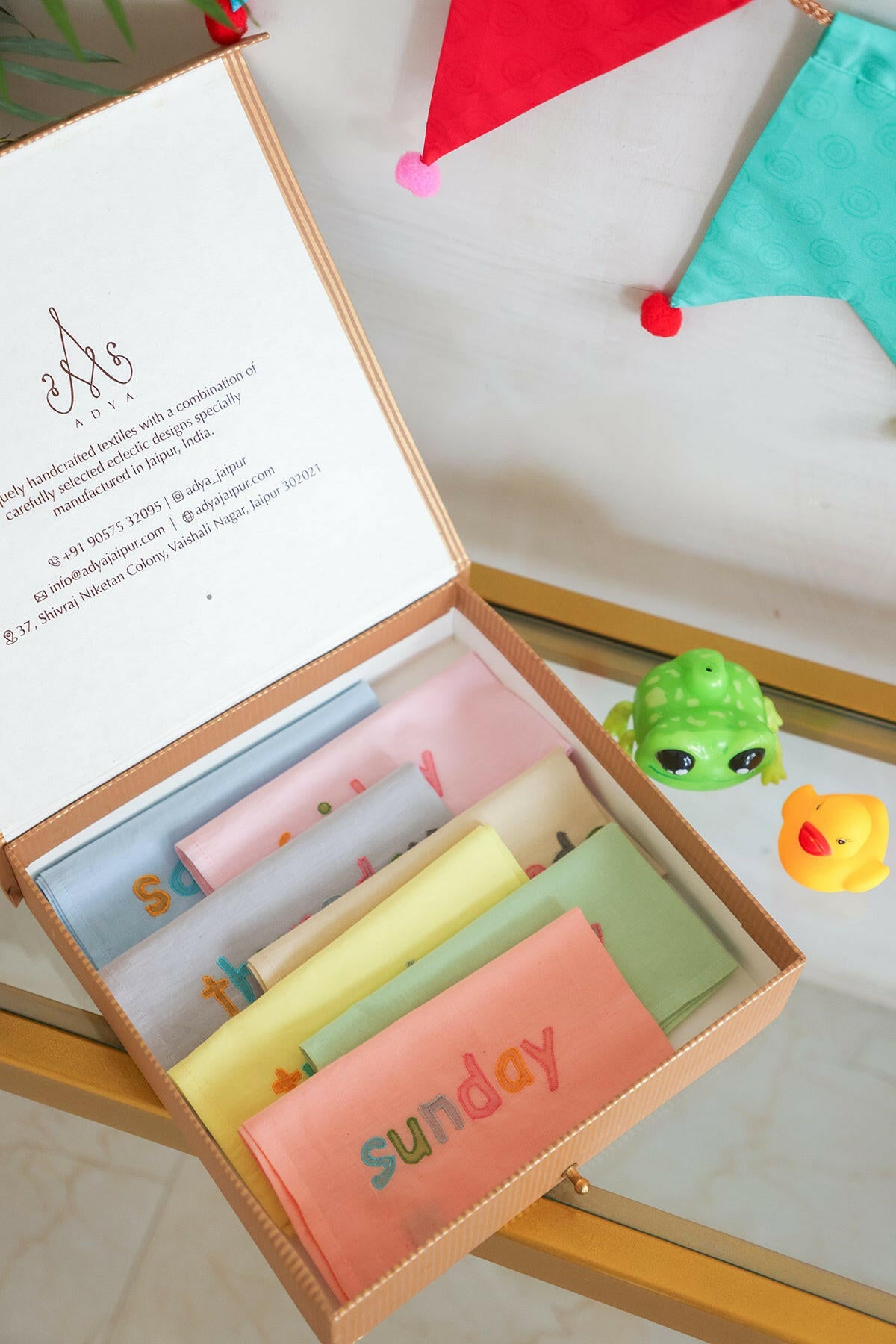 Weekday Napkin and Bunting Set