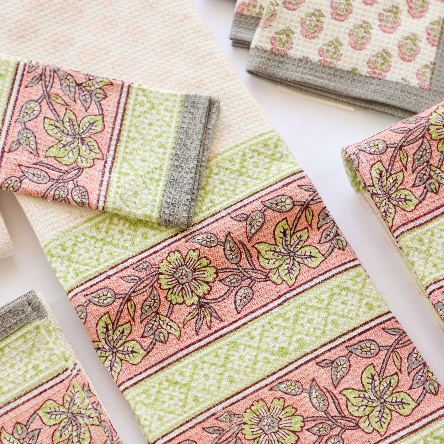 Lime Green Floral Towel Set