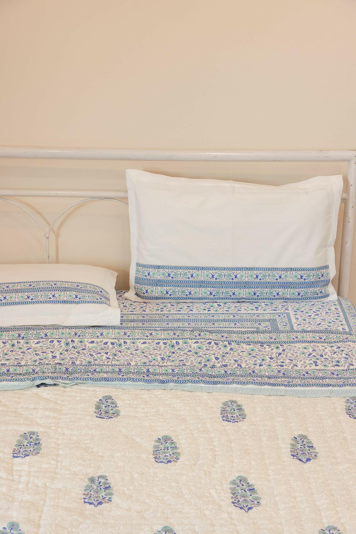 Skydiver Blue Floral Cotton Quilt