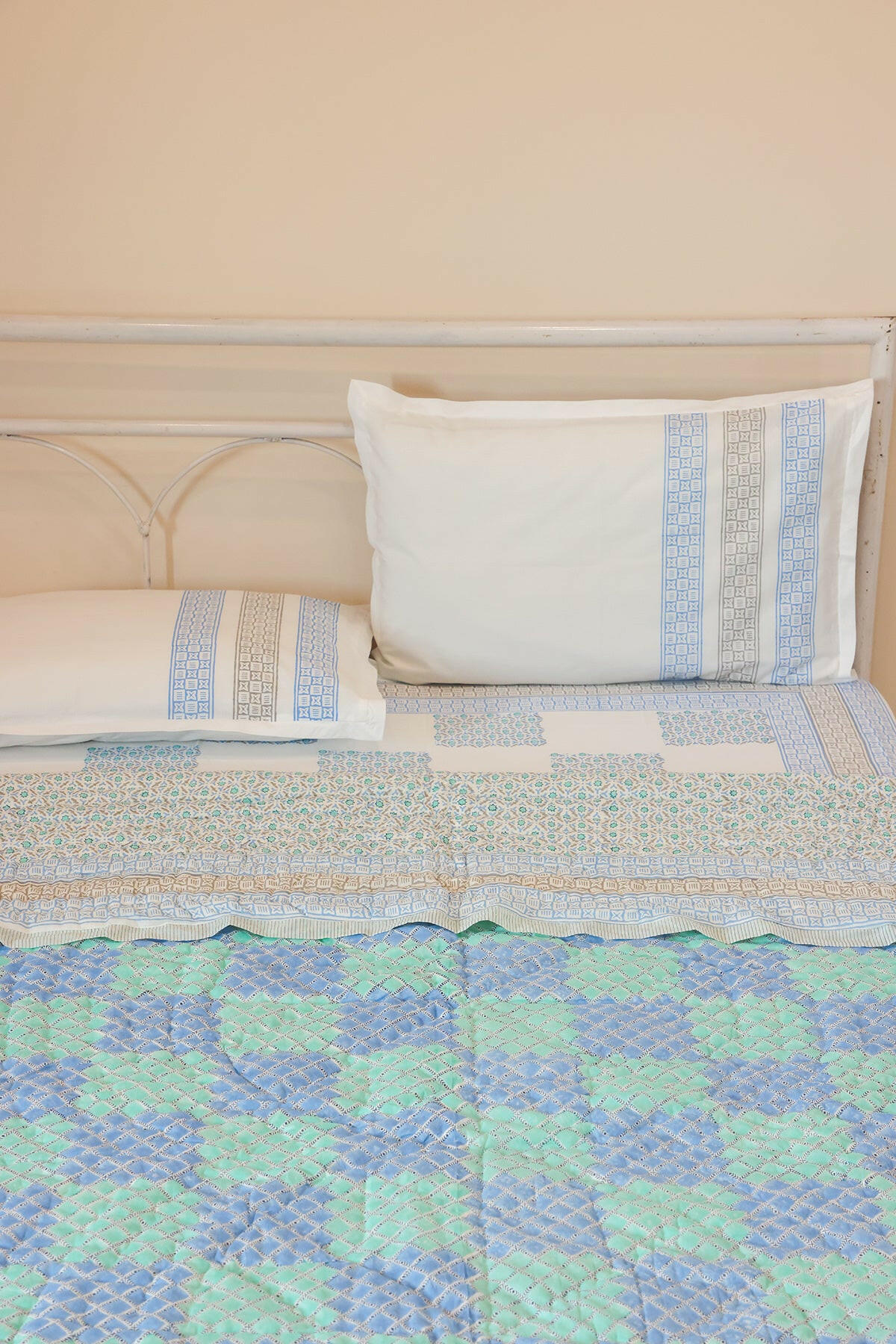 Spun Sugar Diamond Cotton Quilt
