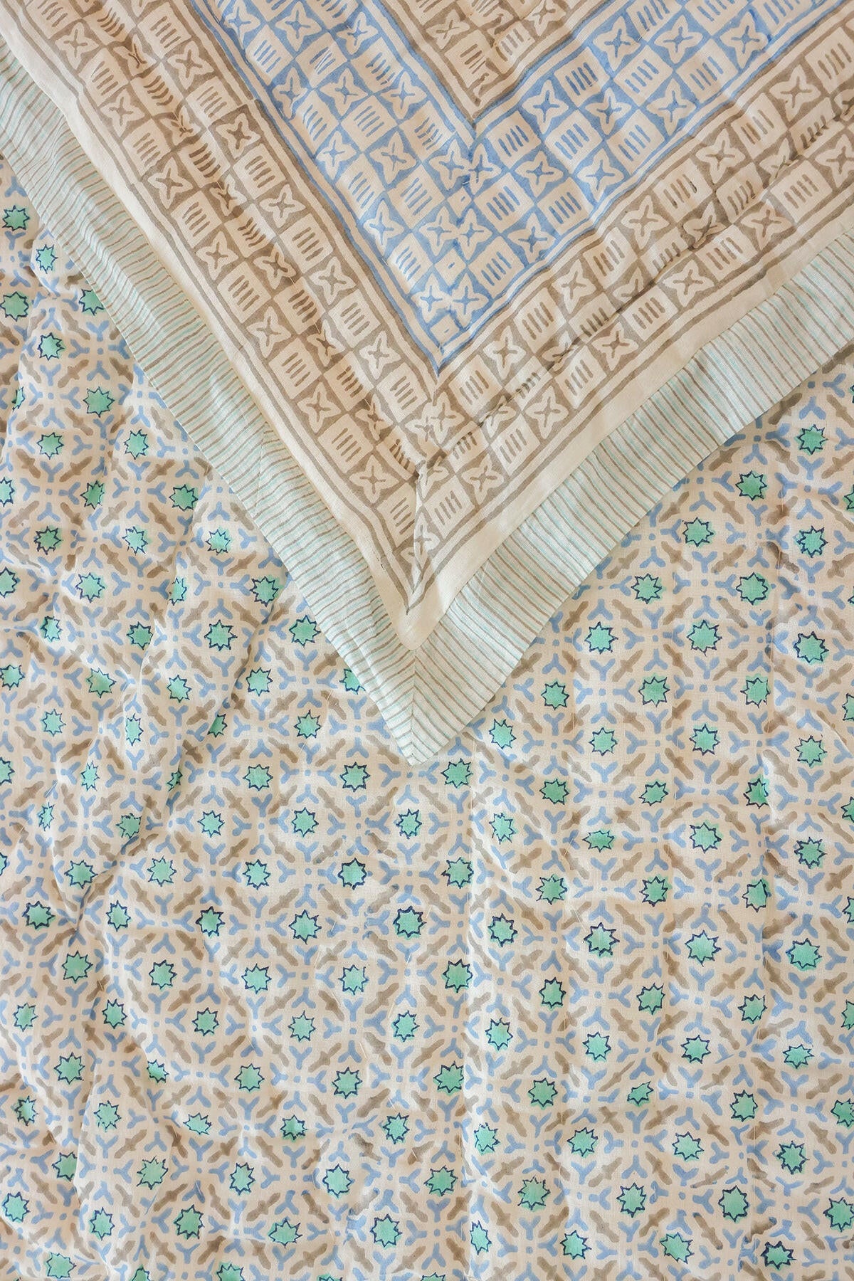 Spun Sugar Diamond Cotton Quilt