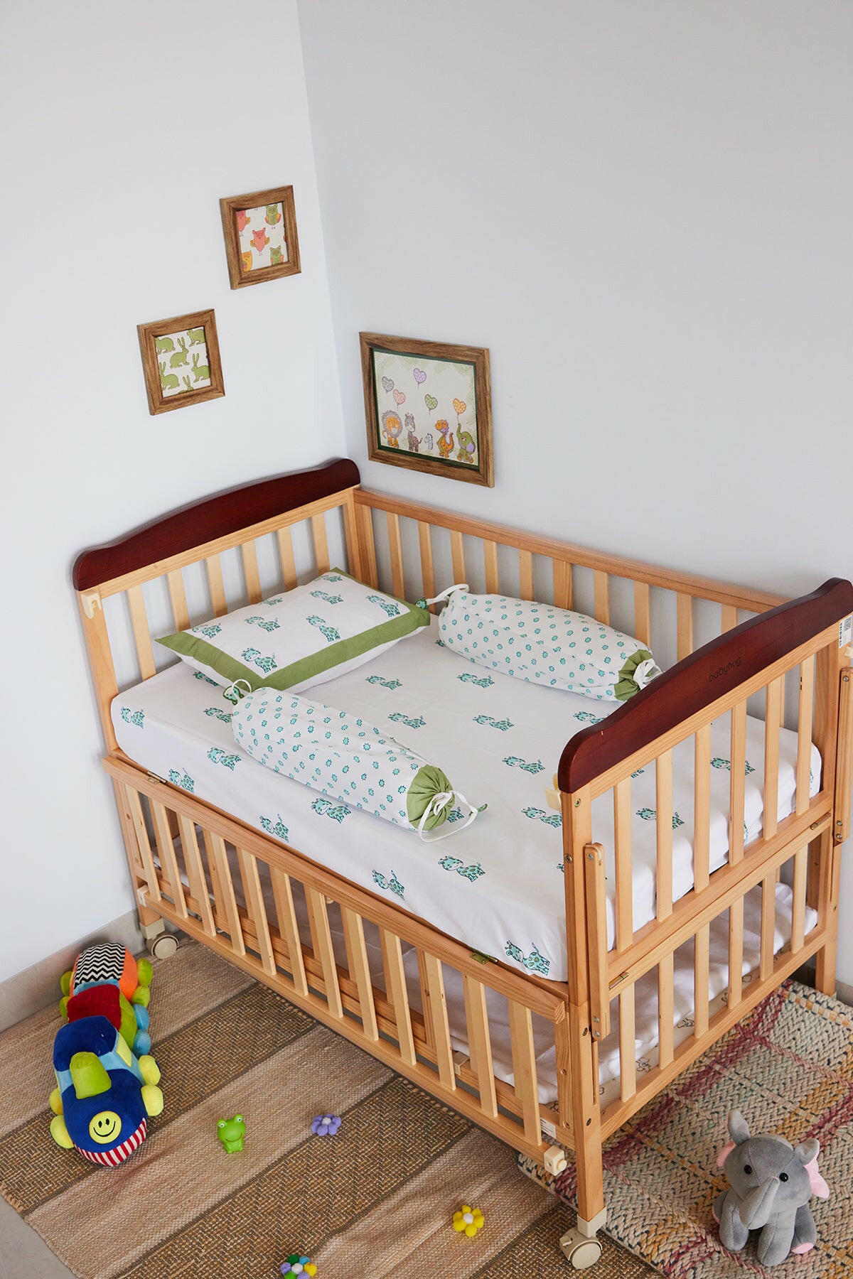 Tall Tales Cot Set