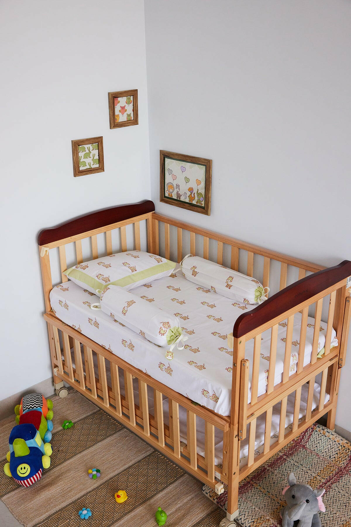 Safari Style Cot Set