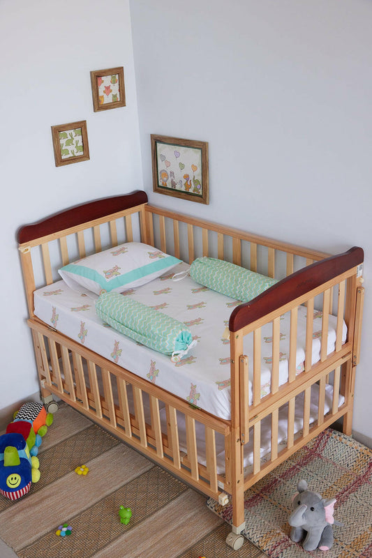 Baby Boeing Cot Set