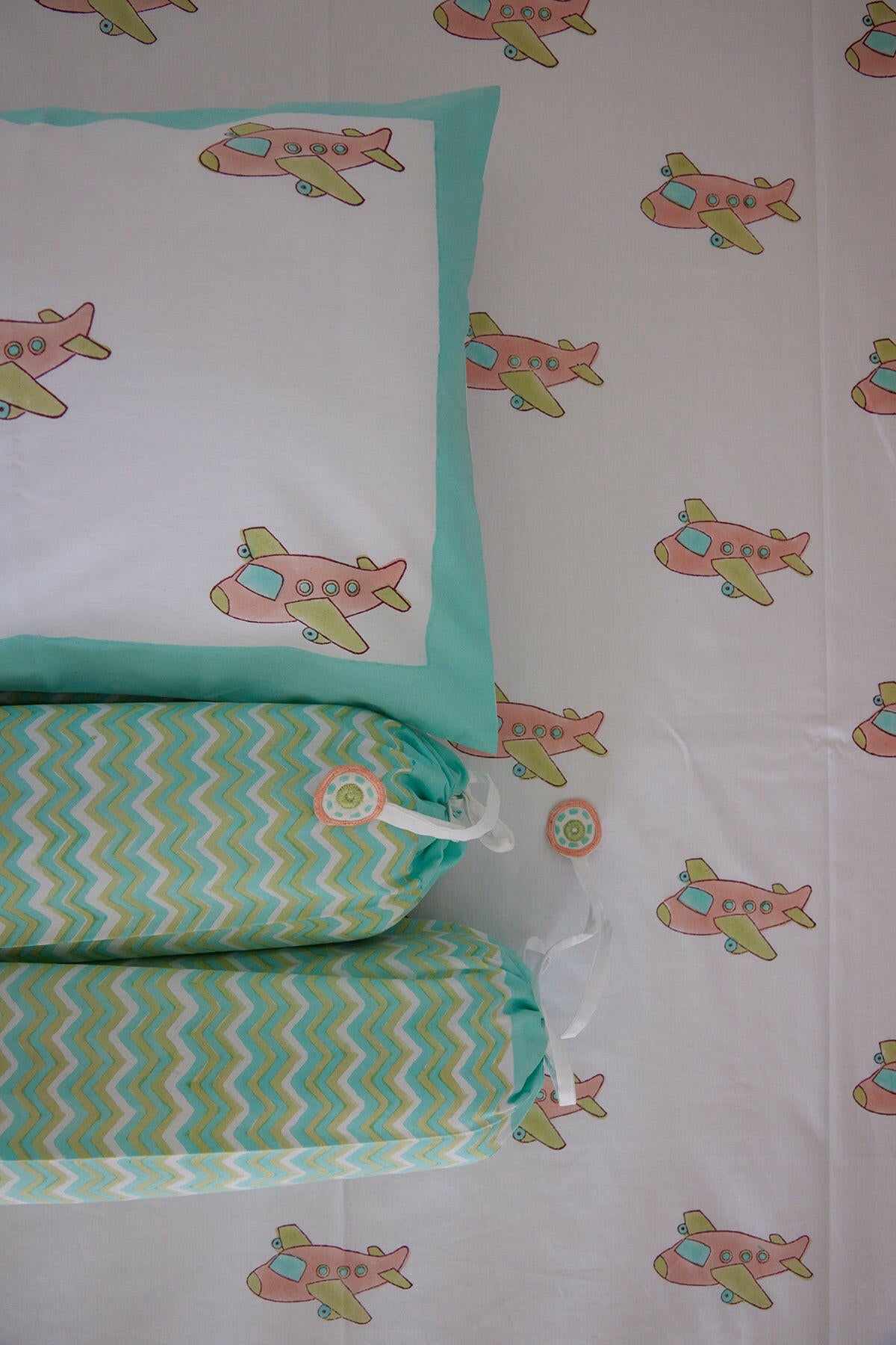 Baby Boeing Cot Set