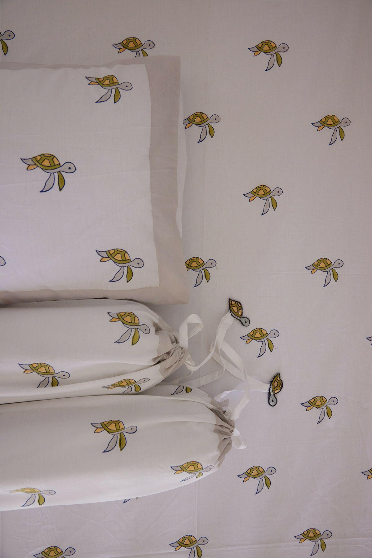 Tiny Turtle Cot Set