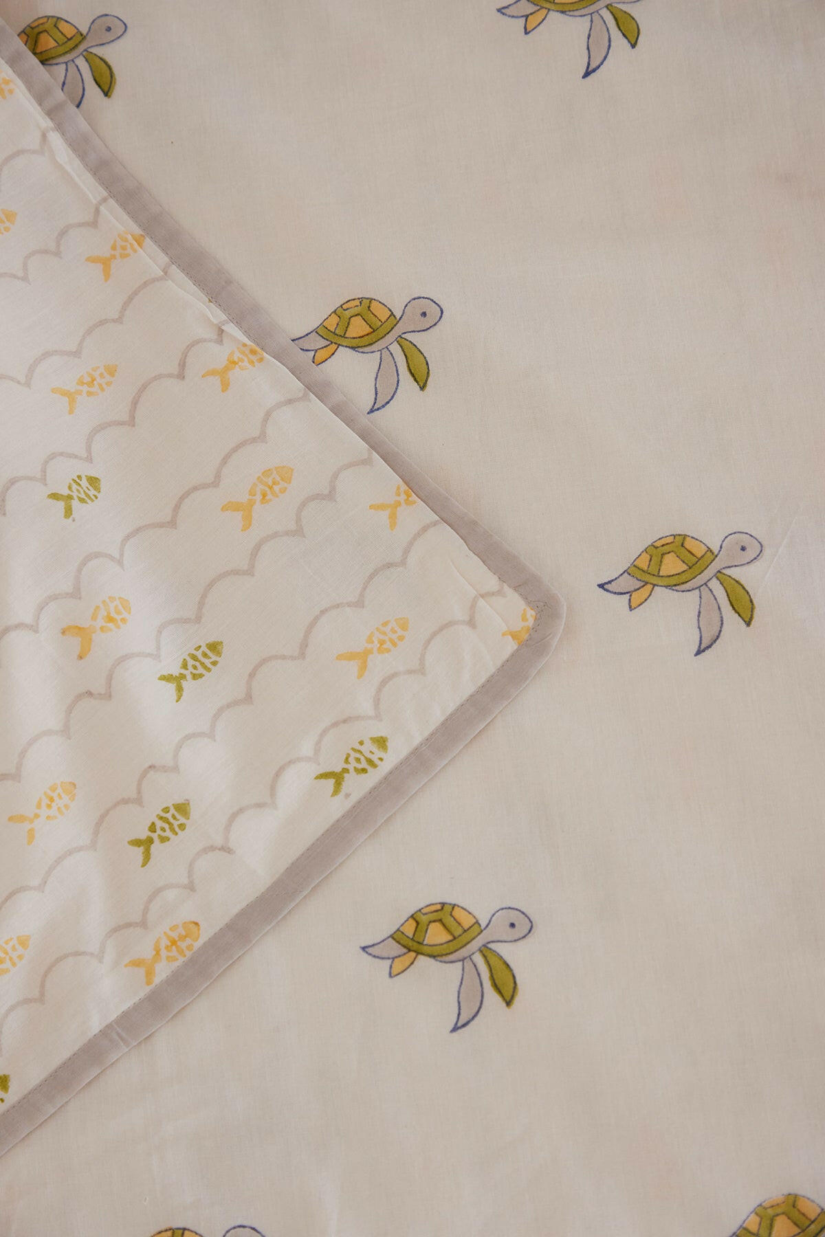 Tiny Turtle Cot Set