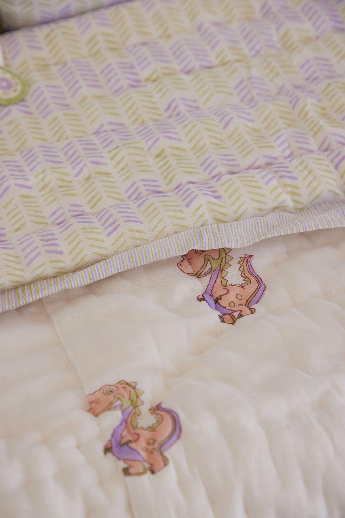 Jurassic Wonder Cot Set