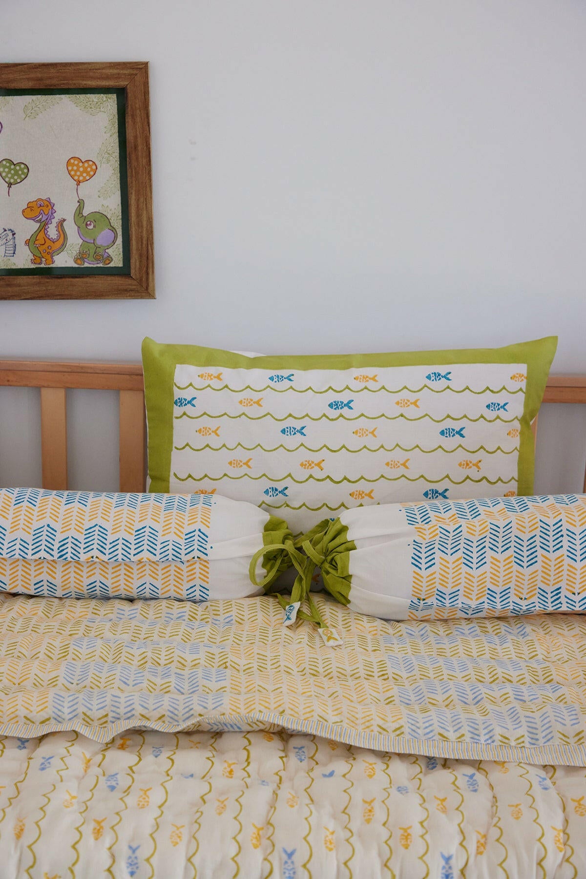 Funky Fish Cot Set