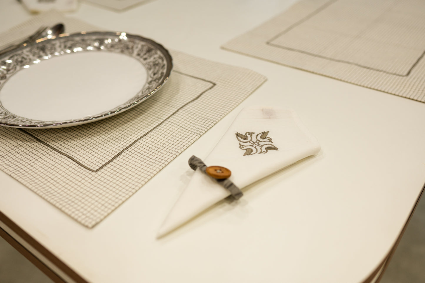 Grey Chequered Festive Table Mat Set