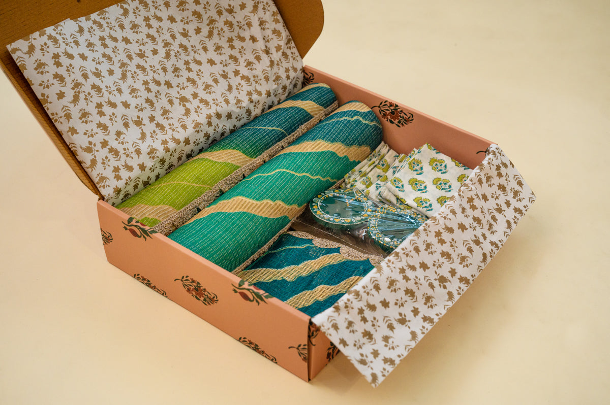 Green Leheriya Festive Table Mat Set