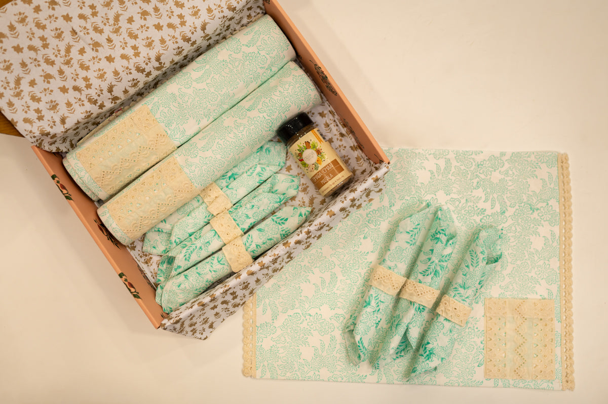 Sea Green Jaal Festive Table Mat Set